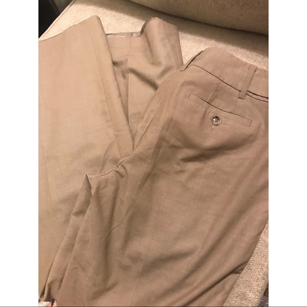 Ann Taylor signature fit size 6 pants - Picture 2 of 2